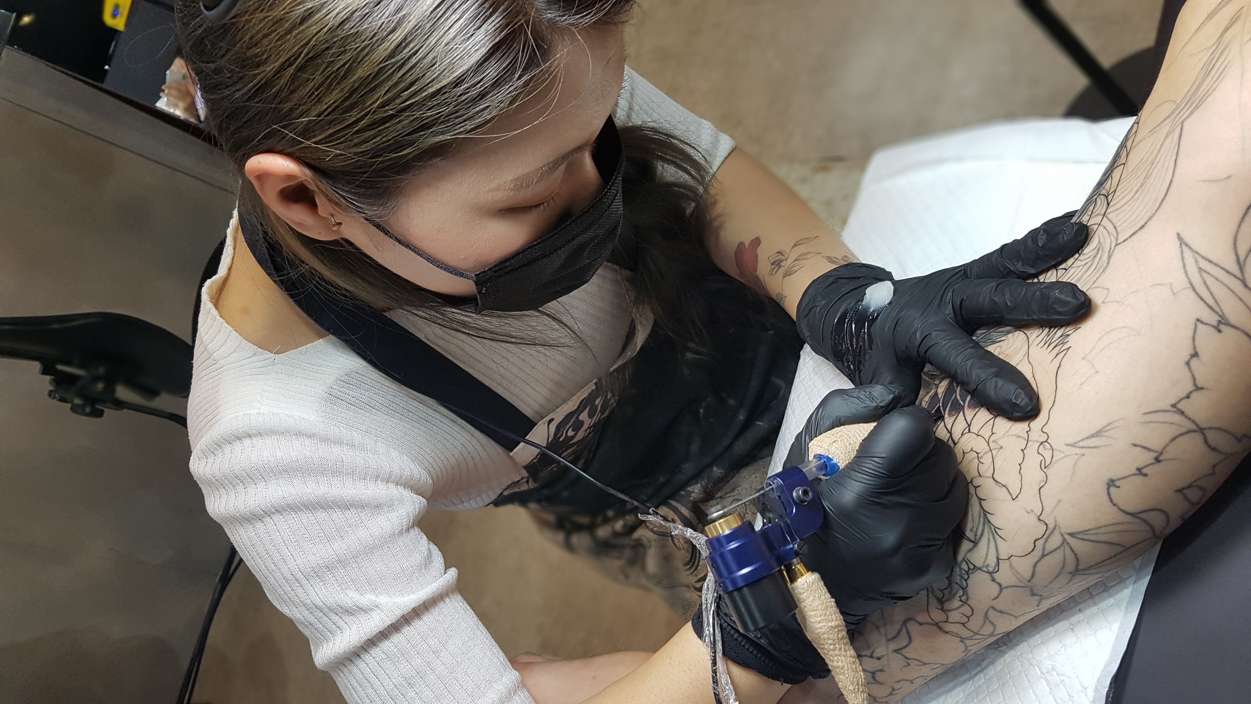 여자타투이스트백