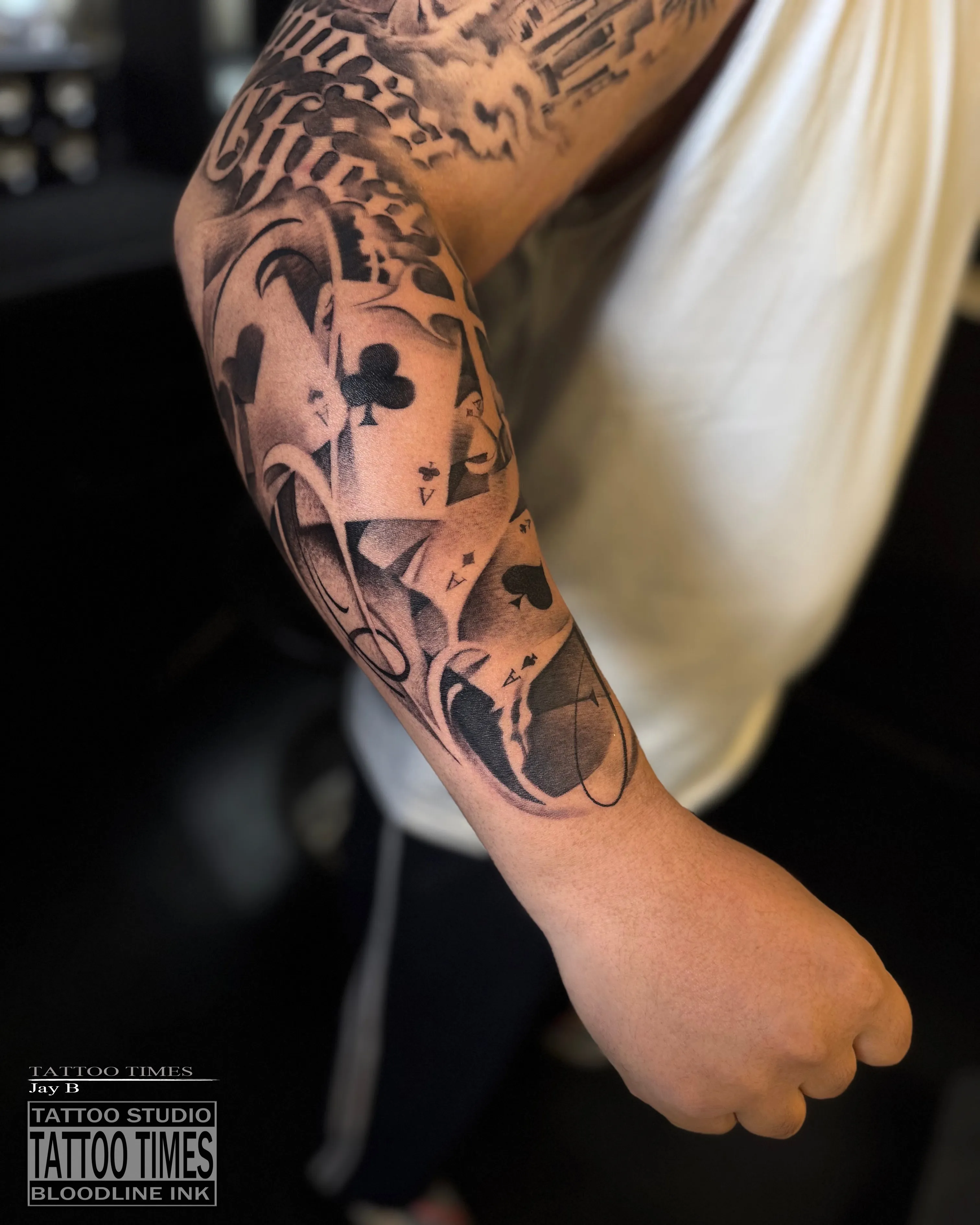 ์น์นด๋
ธ ํํฌ ์คํ์ผ๋ก ์์ฑ๋ ์์ ์ํ