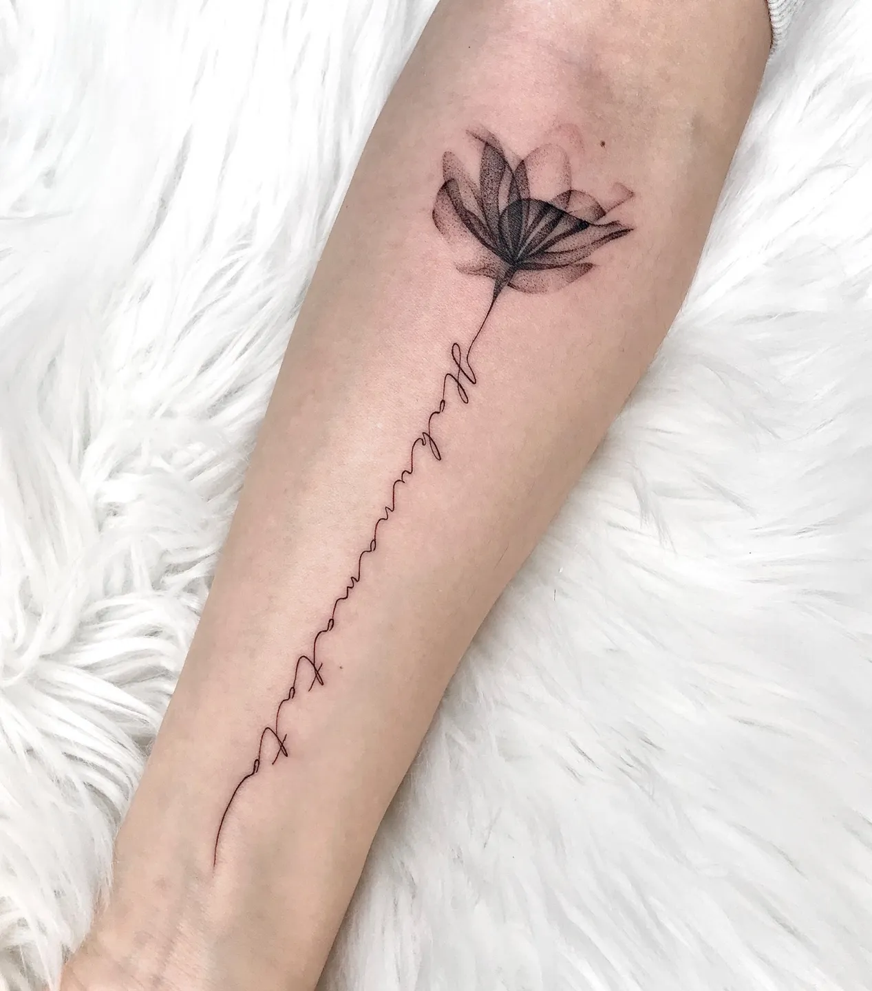 안양 블랙워크 실루엣 꽃타투