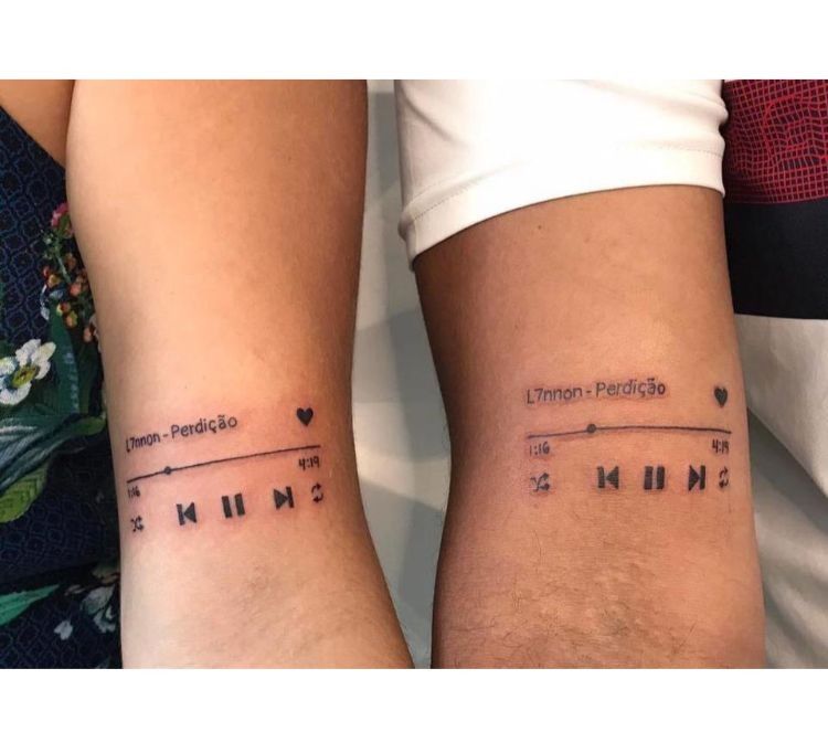 플레이리스트 커플타투: 백호 아티스트의 감성 라인워크