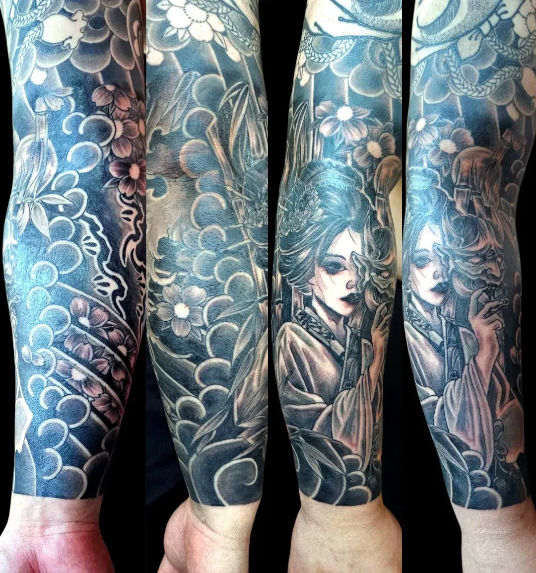 ์ด๋ ์ฆ๋ฏธ ๊ธดํํํฌ: ์์ฐ์ ๋ด์คํํฌ ์ํ ๋ถ์