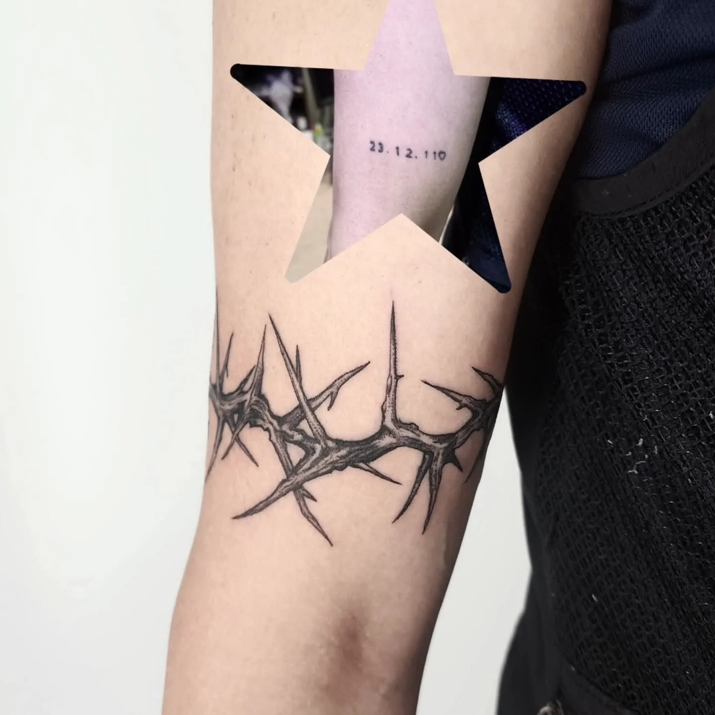 커버업 블랙워크 가시타투, 새로운 변화를 경험하세요