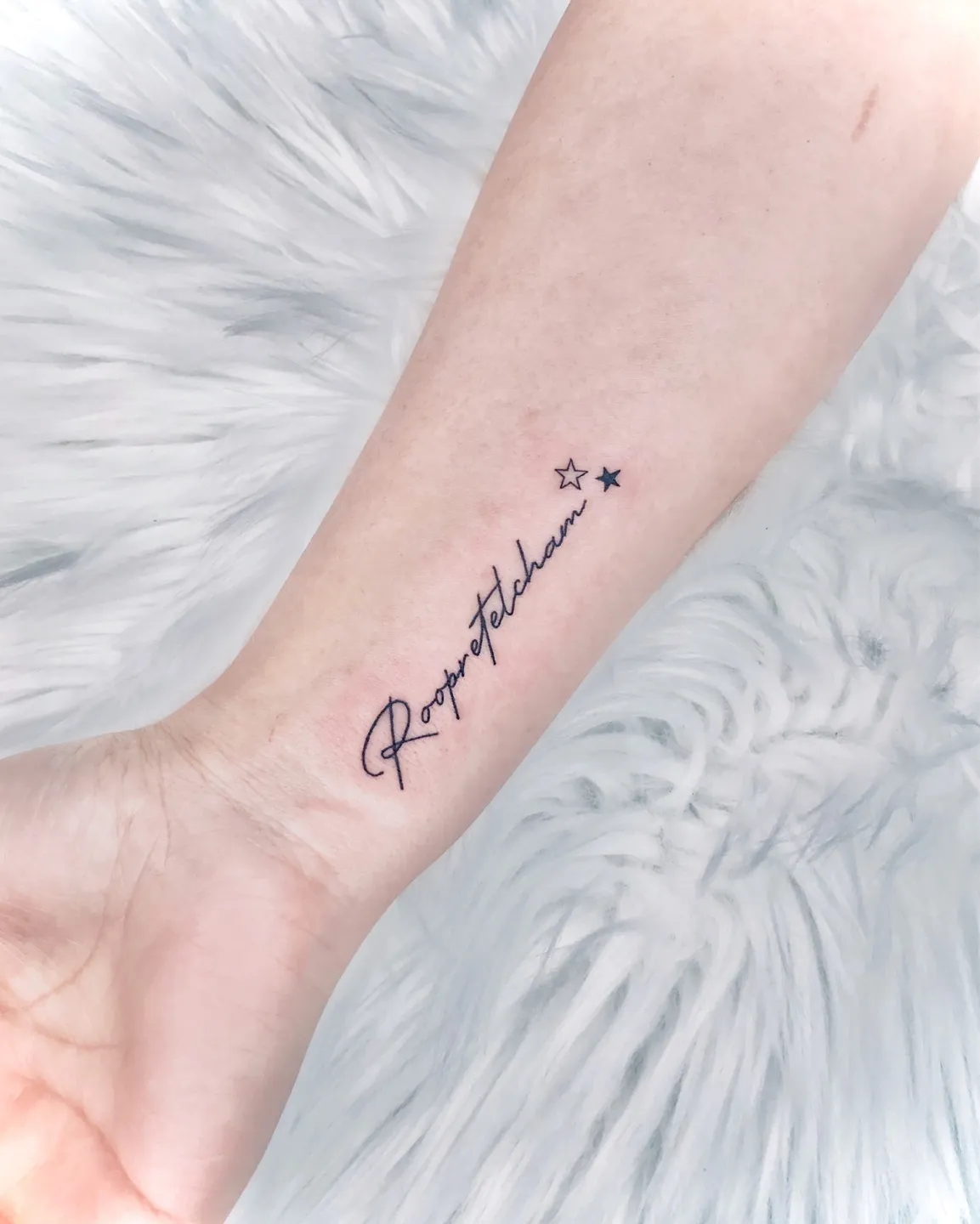 안양 타투 레터링 타투: 시노타투의 섬세한 작품