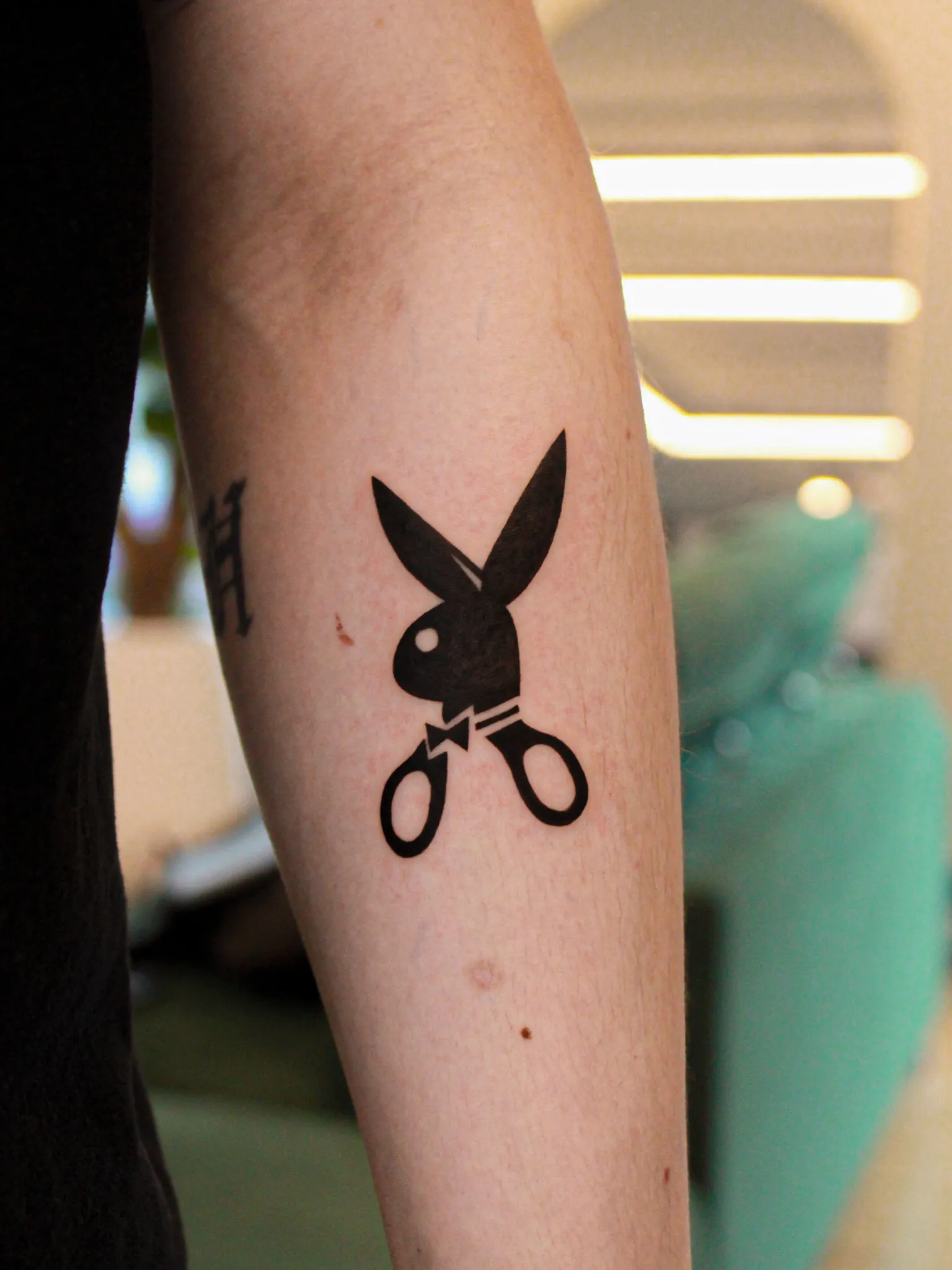 등판 타투 모델 구합니다 (퀄리티 보장)