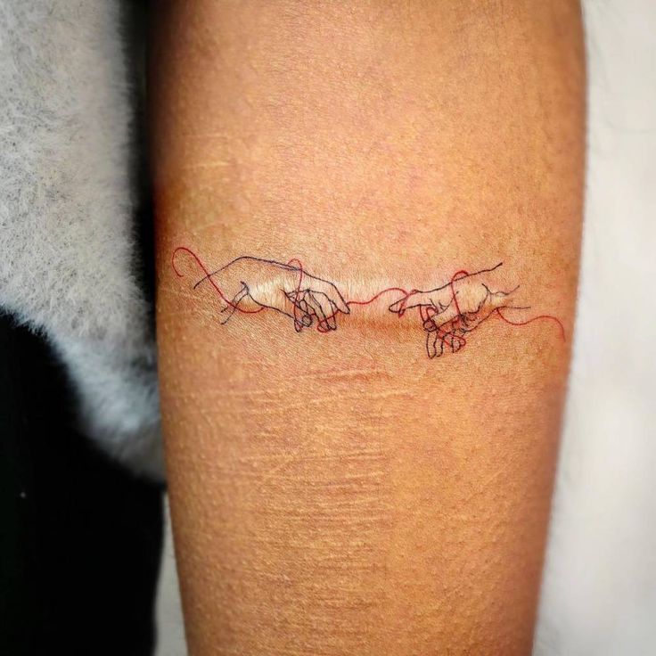 자연스럽게 이어진 커버업 타투 - 미네랄워터의 기법