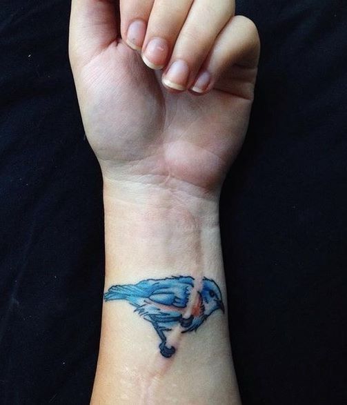 흉터 커버업 타투: 자연스러운 변신