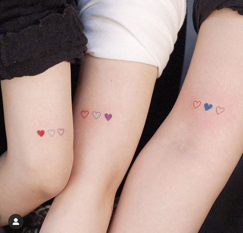 우정 하트 타투: 친구와 함께하는 커버업 스타일