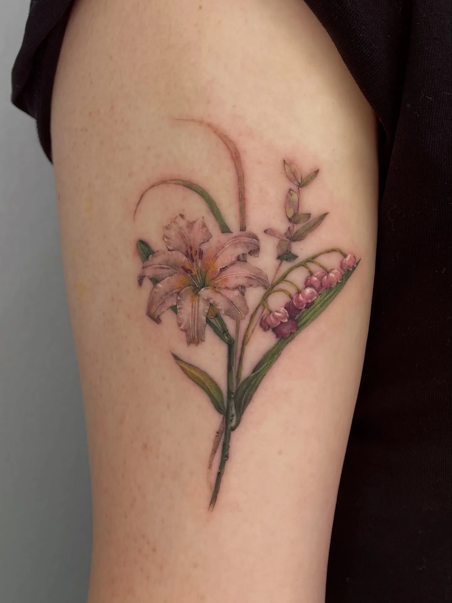 ๋ฆฌ์ผ๋ฆฌ์คํฑ ๊ฝ ํํฌ: ํ์ ์๊ธด ์์