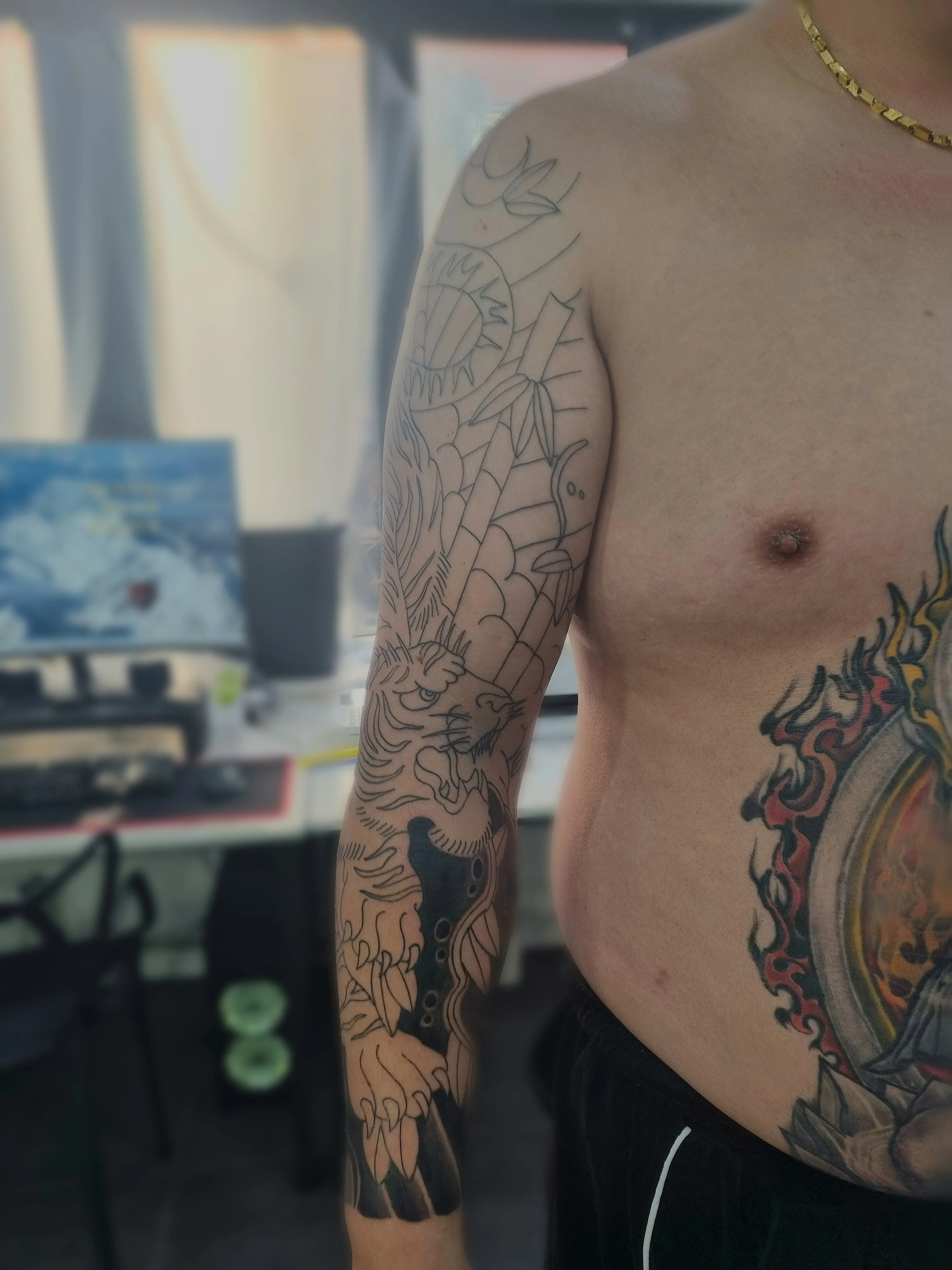 서울 신촌에서 만나는 이레즈미 긴팔호랑이타투